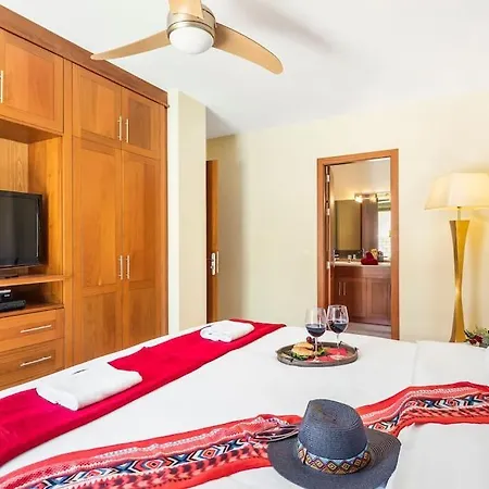Torviscas Sunset & Jacuzzi Villa