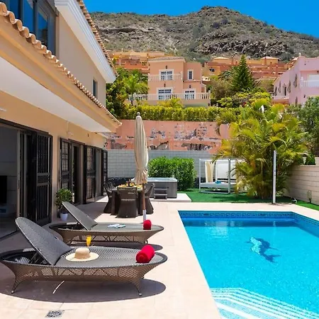 Torviscas Sunset & Jacuzzi Villa